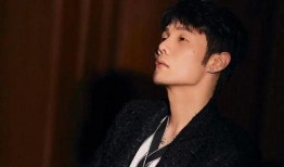 吃瓜娱乐圈许凯是谁啊,娱乐圈新晋小生，吃瓜群众热议的焦点人物